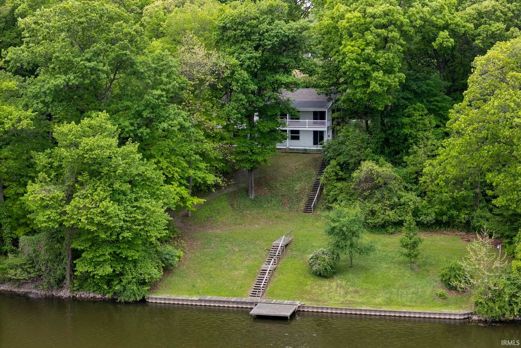 Photo of 1509 Tioga Ravine, Monticello, IN 47960 (MLS # 202618827)