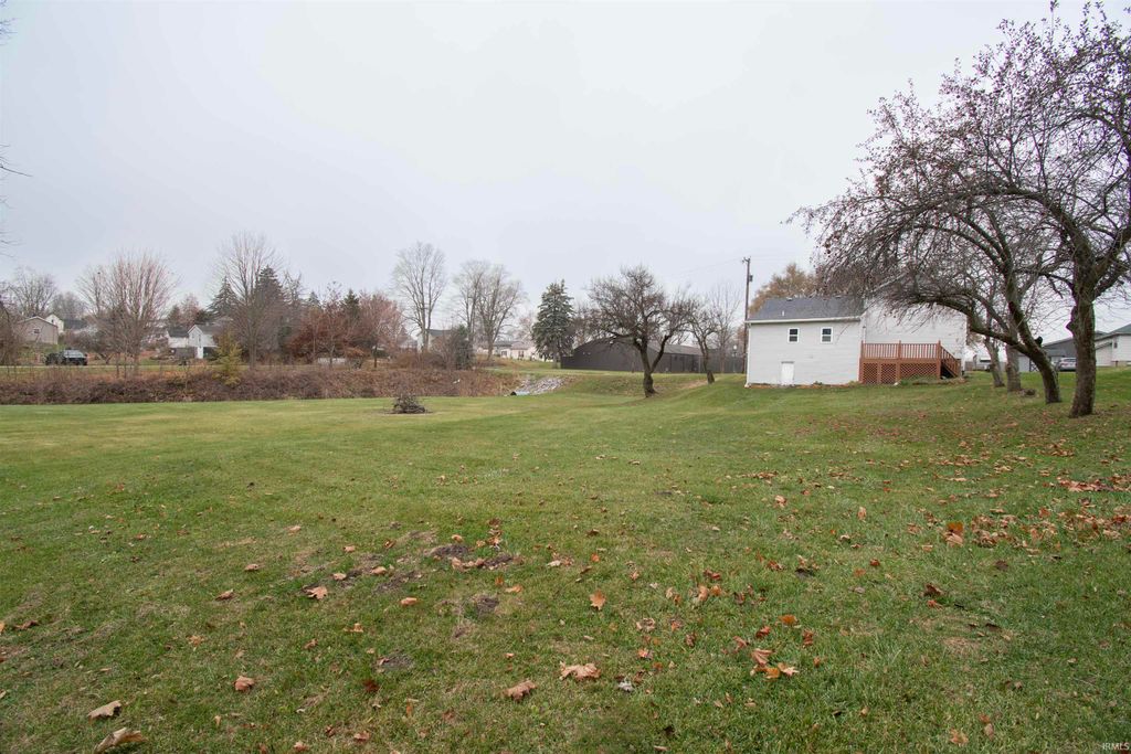 Photo of 523 S Oak Street, Kendallville, IN 46755 (MLS # 202547485)
