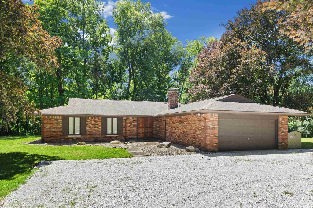 Photo of 251 Timbercrest Road, West Lafayette, IN 47906 (MLS # 202625175)