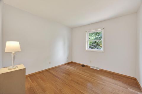 Tiny photo for 500 S Westwood Drive, Bloomington, IN 47403 (MLS # 202620672)