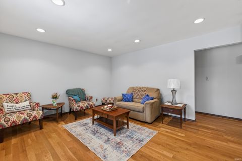 Tiny photo for 500 S Westwood Drive, Bloomington, IN 47403 (MLS # 202620672)