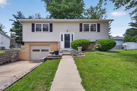 Tiny photo for 500 S Westwood Drive, Bloomington, IN 47403 (MLS # 202620672)