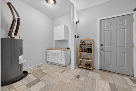 Tiny photo for 2127 N Delphos Street, Kokomo, IN 46901 (MLS # 202644390)