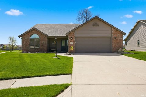 Photo of 1503 Classic Lake Cove, Huntertown, IN 46748 (MLS # 202618261)