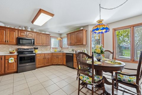 Tiny photo for 1503 Classic Lake Cove, Huntertown, IN 46748 (MLS # 202618261)