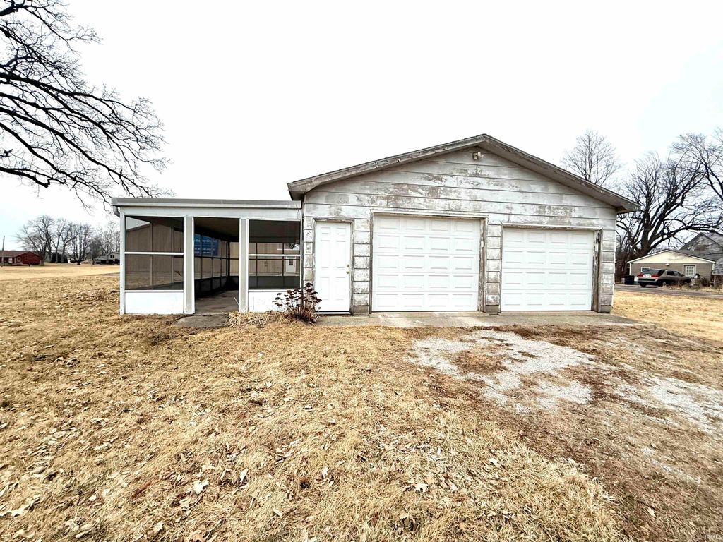 Photo of 624 W Clark Street, Rensselaer, IN 47978 (MLS # 202605972)