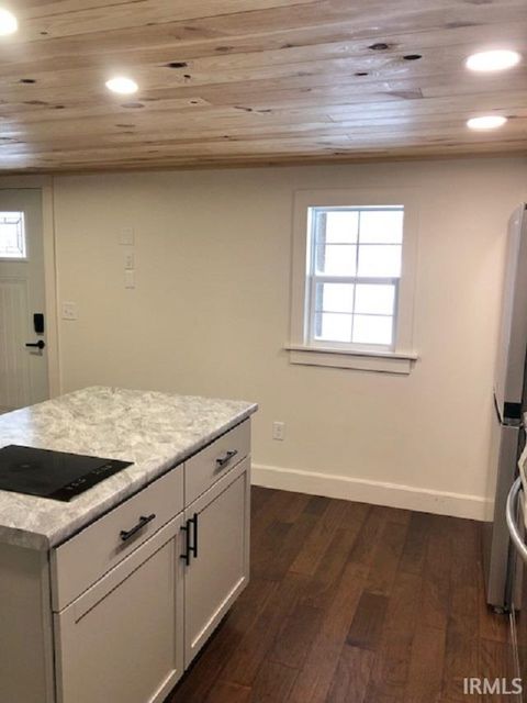 Tiny photo for 235 N Corporation Line Road, Veedersburg, IN 47987 (MLS # 202545512)