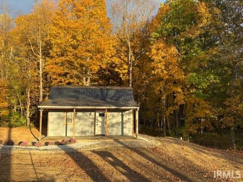 Tiny photo for 235 N Corporation Line Road, Veedersburg, IN 47987 (MLS # 202545512)