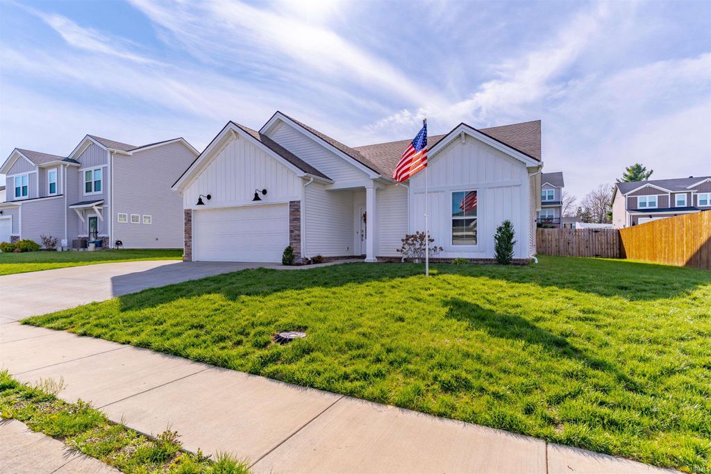 Photo of 1245 Helen Court, Boonville, IN 47601 (MLS # 202609891)