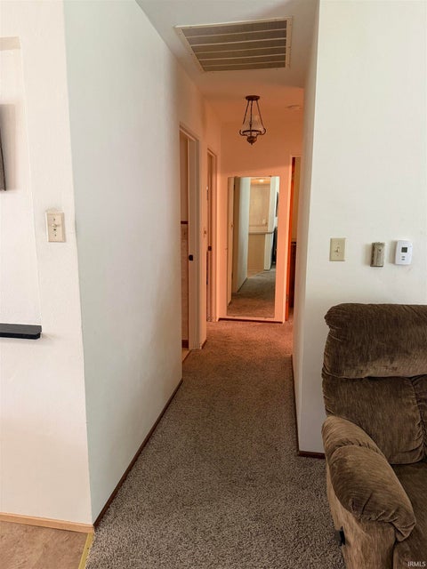 Tiny photo for 400 E Roselawn Drive, Logansport, IN 46947 (MLS # 202624421)