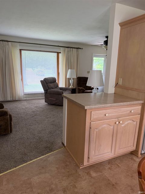 Tiny photo for 400 E Roselawn Drive, Logansport, IN 46947 (MLS # 202624421)