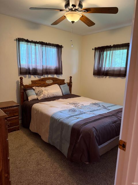 Tiny photo for 400 E Roselawn Drive, Logansport, IN 46947 (MLS # 202624421)