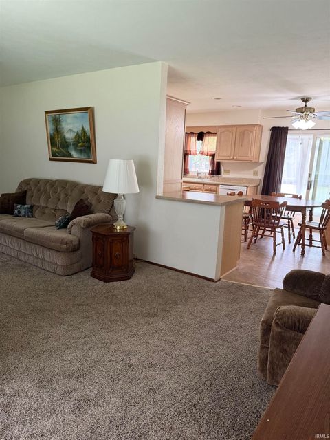 Tiny photo for 400 E Roselawn Drive, Logansport, IN 46947 (MLS # 202624421)