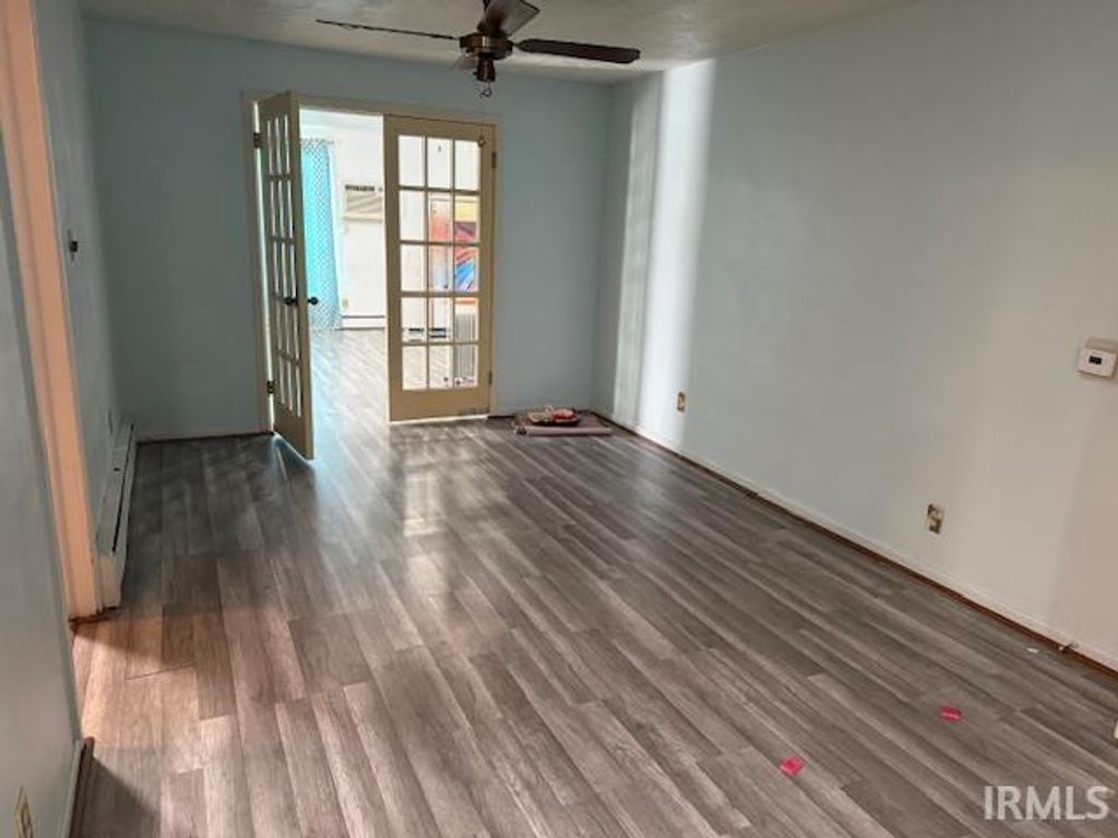 Photo of 2426 Shadyoak Drive, Fort Wayne, IN 46806 (MLS # 202608770)