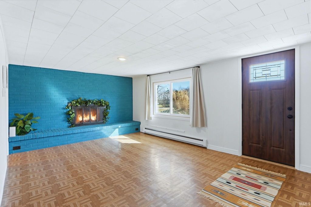 Photo of 6218 County Road 427 Road, Auburn, IN 46706 (MLS # 202608012)