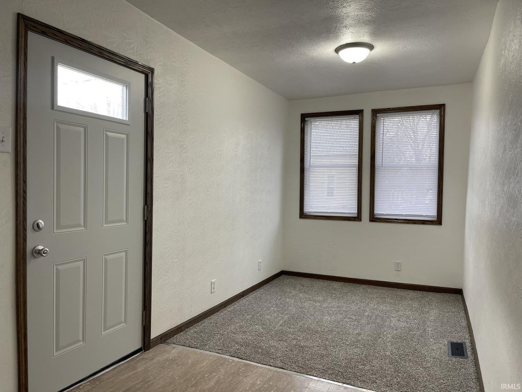 Photo of 1345 Glenn Avenue, Wabash, IN 46992 (MLS # 202600574)