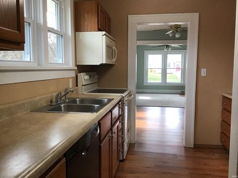 Tiny photo for 606 N Market Street, Winamac, IN 46996 (MLS # 202610274)