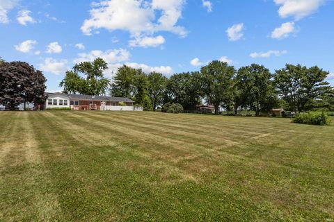 Tiny photo for 3949 E 250 North Road, Kokomo, IN 46901 (MLS # 202630064)