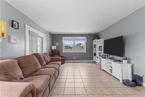 Tiny photo for 3949 E 250 North Road, Kokomo, IN 46901 (MLS # 202630064)
