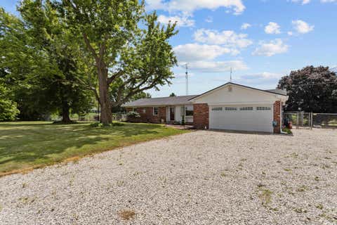 Tiny photo for 3949 E 250 North Road, Kokomo, IN 46901 (MLS # 202630064)