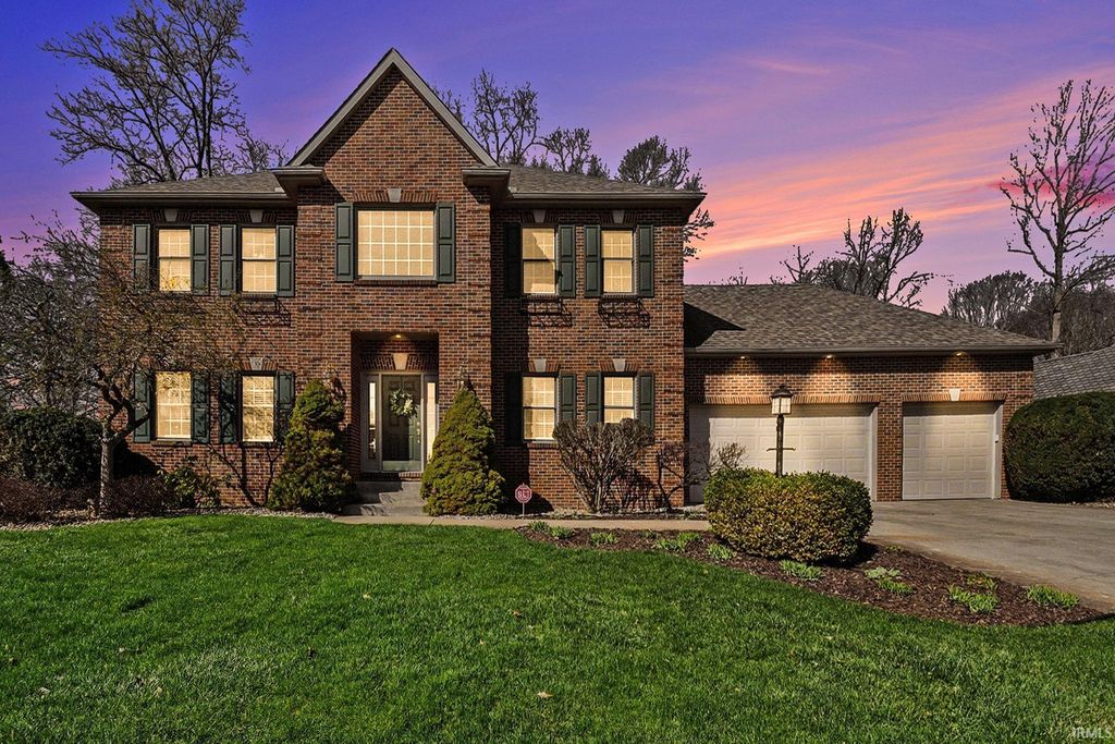 Photo of 51895 Watersedge Court, South Bend, IN 46628 (MLS # 202612107)