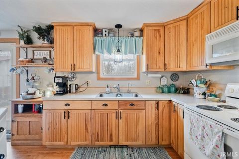 Tiny photo for 2715 E CARTER Street, Kokomo, IN 46901 (MLS # 202605760)