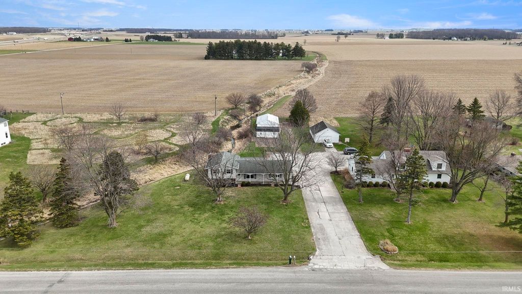 Photo of 2802 N Berthaud Road, New Haven, IN 46774 (MLS # 202611566)