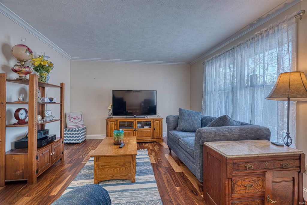 Photo of 10401 Wolfinger Road, Mount Vernon, IN 47620 (MLS # 202604067)