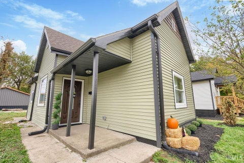 Tiny photo for 805 E SUPERIOR Street, Kokomo, IN 46901 (MLS # 202643231)