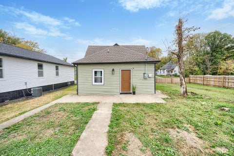 Tiny photo for 805 E SUPERIOR Street, Kokomo, IN 46901 (MLS # 202643231)