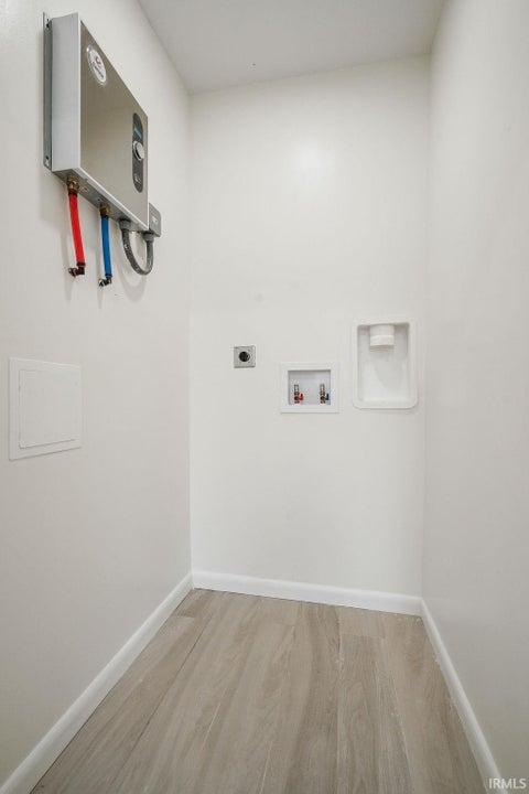 Tiny photo for 805 E SUPERIOR Street, Kokomo, IN 46901 (MLS # 202643231)