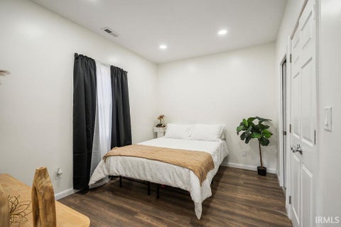 Tiny photo for 805 E SUPERIOR Street, Kokomo, IN 46901 (MLS # 202643231)