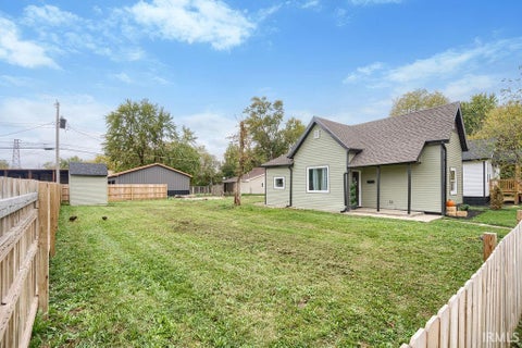 Tiny photo for 805 E SUPERIOR Street, Kokomo, IN 46901 (MLS # 202643231)