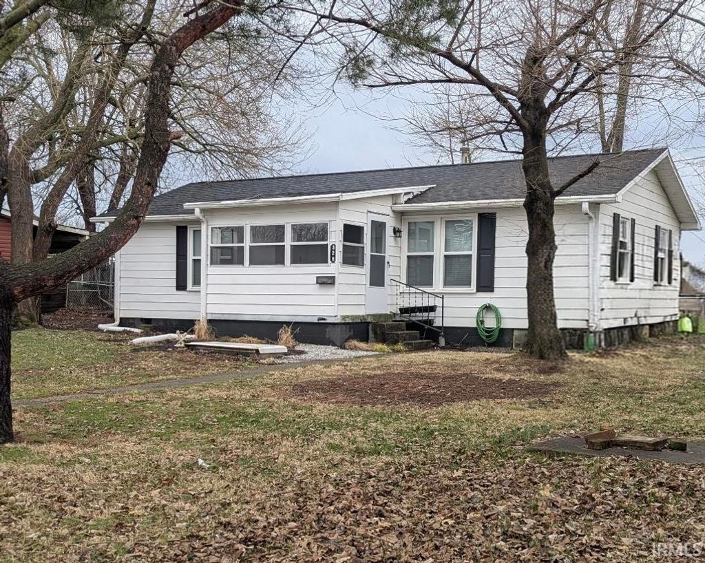 Photo of 326 W Vine Street, Oakland City, IN 47660 (MLS # 202604205)