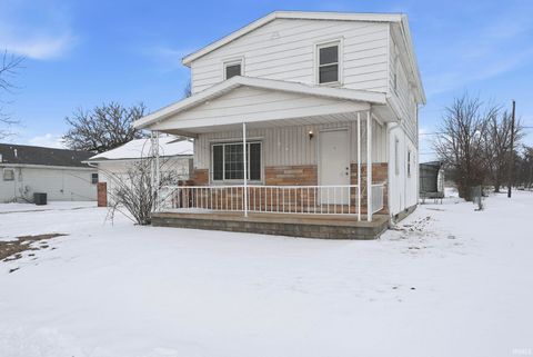 Photo of 2808 Taylor Street, Fort Wayne, IN 46802 (MLS # 202603880)