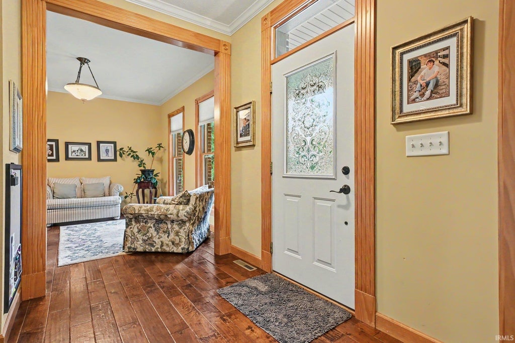 Photo of 211 Greenfield Drive, Middlebury, IN 46540 (MLS # 202636820)