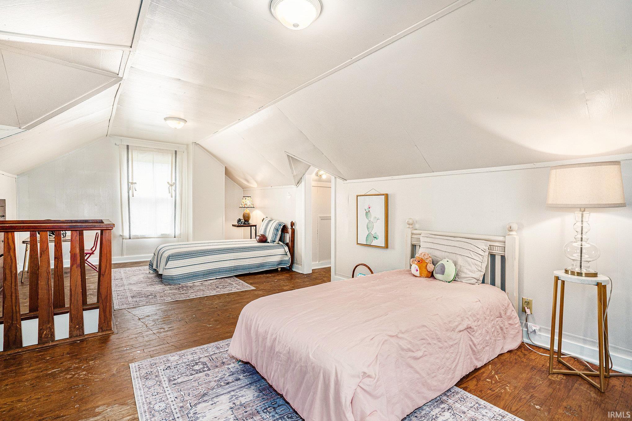 Goshen, Indiana 46528, United States, 2 Bedrooms Bedrooms, ,1 BathroomBathrooms,Residential,Pending,140990