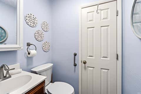 Tiny photo for 516 Cherry Lane, Gas City, IN 46933 (MLS # 202619917)