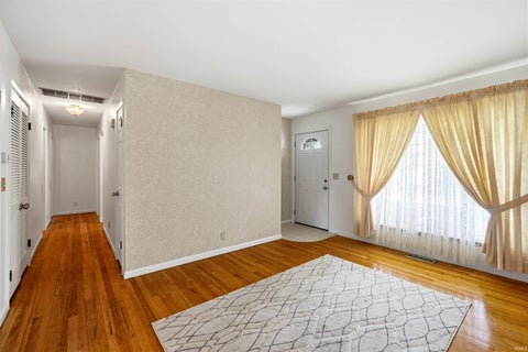 Tiny photo for 516 Cherry Lane, Gas City, IN 46933 (MLS # 202619917)