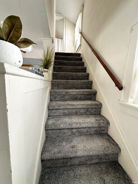 Tiny photo for 301 E Eckman Street, South Bend, IN 46614 (MLS # 202541327)