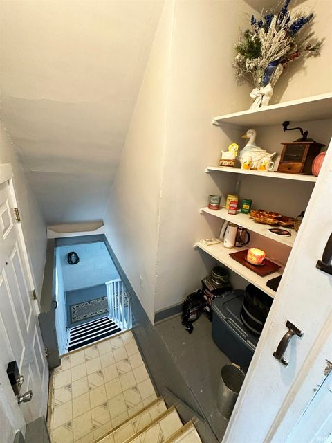 Tiny photo for 301 E Eckman Street, South Bend, IN 46614 (MLS # 202541327)