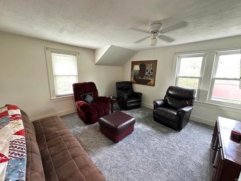 Tiny photo for 301 E Eckman Street, South Bend, IN 46614 (MLS # 202541327)