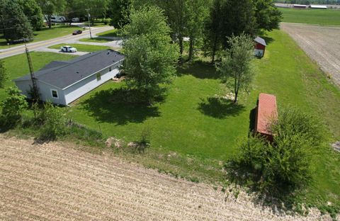 Tiny photo for 5129 W State Road 32 Highway, Crawfordsville, IN 47933 (MLS # 202618510)