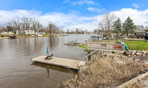 Tiny photo for 6113 N 300 E, Monon, IN 47959 (MLS # 202611523)