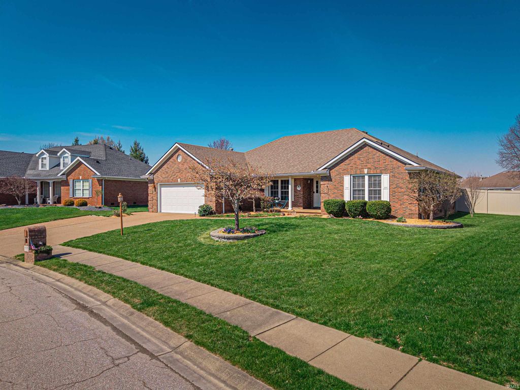 Photo of 4230 Saybrook Drive, Evansville, IN 47711 (MLS # 202609908)