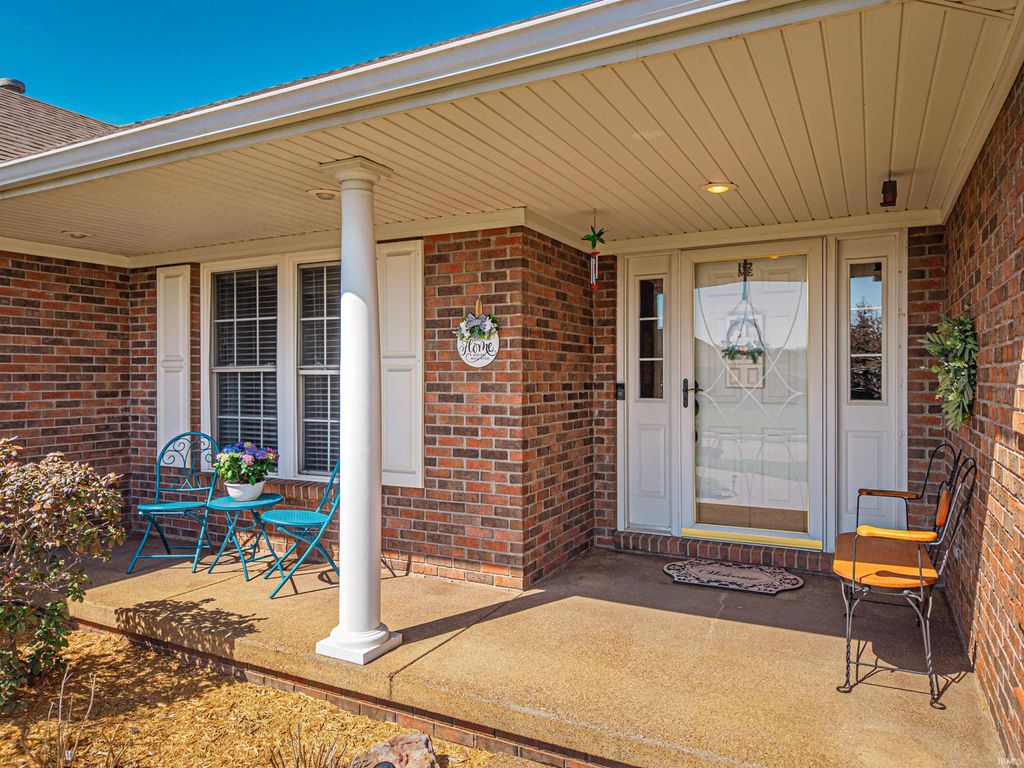 Photo of 4230 Saybrook Drive, Evansville, IN 47711 (MLS # 202609908)