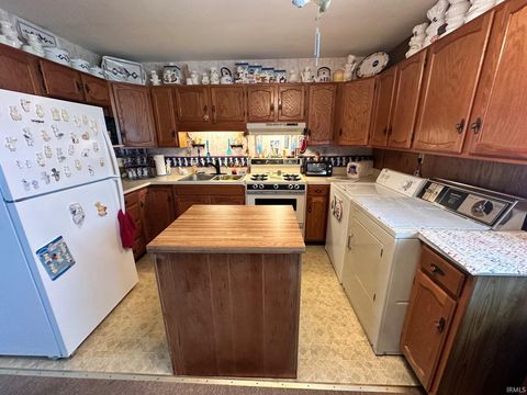 Tiny photo for 21 Delores Avenue, Peru, IN 46970 (MLS # 202539199)