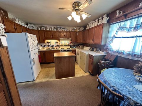 Tiny photo for 21 Delores Avenue, Peru, IN 46970 (MLS # 202539199)