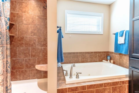 Tiny photo for 13413 Prairie Drive, Evansville, IN 47725 (MLS # 202640627)
