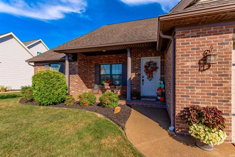 Tiny photo for 13413 Prairie Drive, Evansville, IN 47725 (MLS # 202640627)